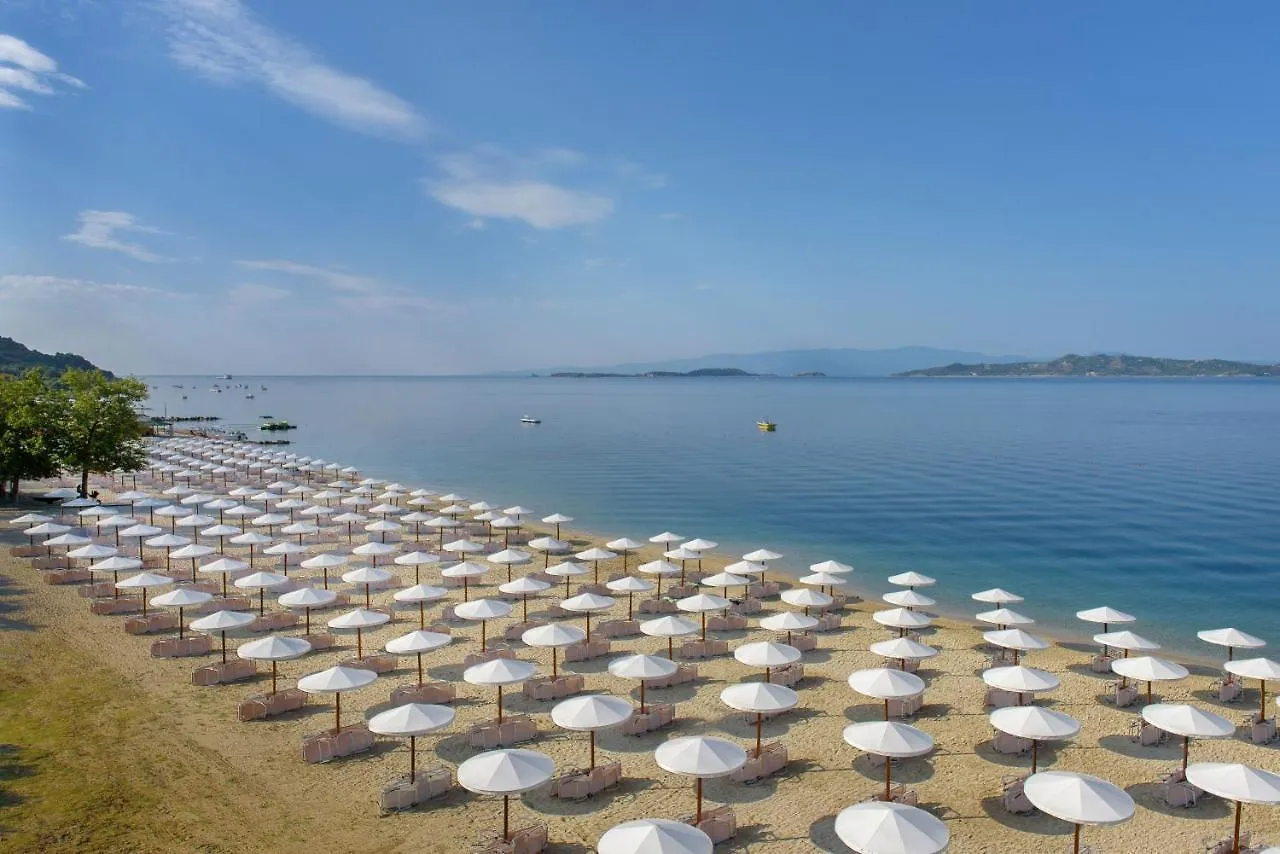 Akrathos Beach Hotel Уранополис